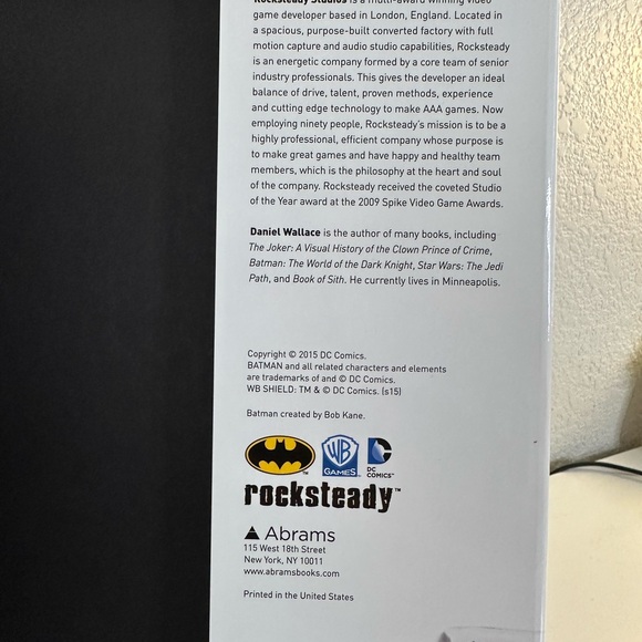 The Art of Rocksteady's Batman Book Daniel Wallace Arkham Asylum City Knight - Picture 5 of 11